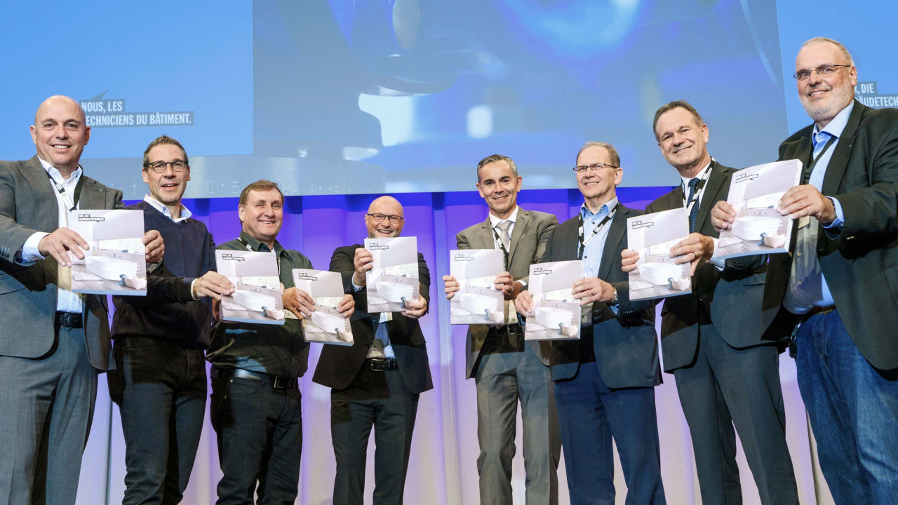 Nouveau manuel sur les appareils sanitaires